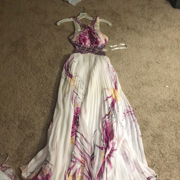 Prom - Picture 3 of 3